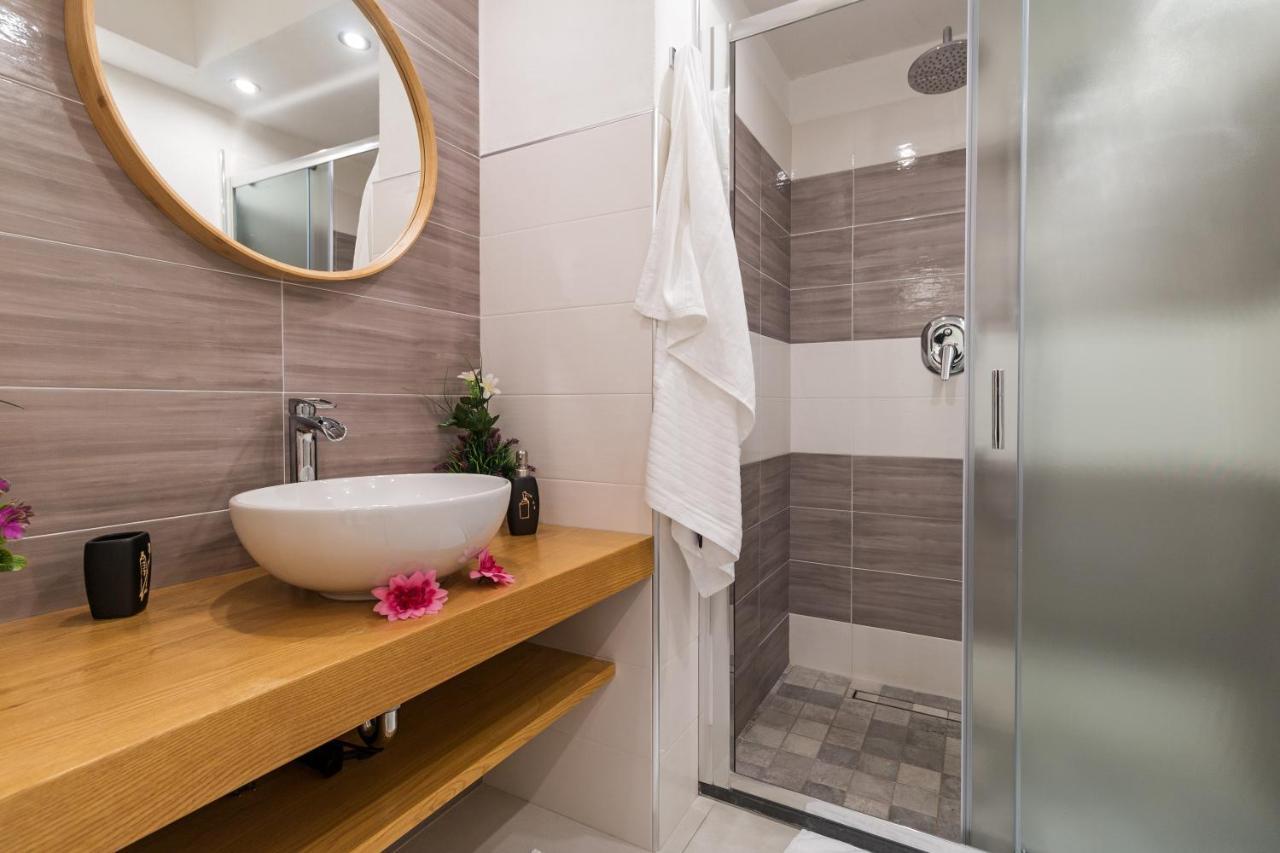 Purple Flower Suite Apartment Cala Gonone Zewnętrze zdjęcie
