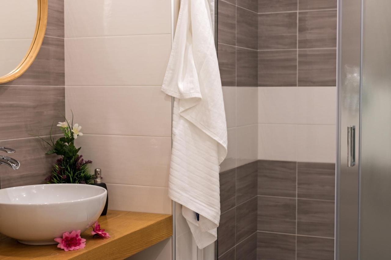 Purple Flower Suite Apartment Cala Gonone Zewnętrze zdjęcie