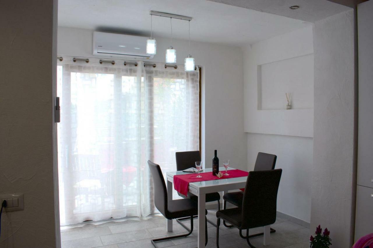 Purple Flower Suite Apartment Cala Gonone Zewnętrze zdjęcie